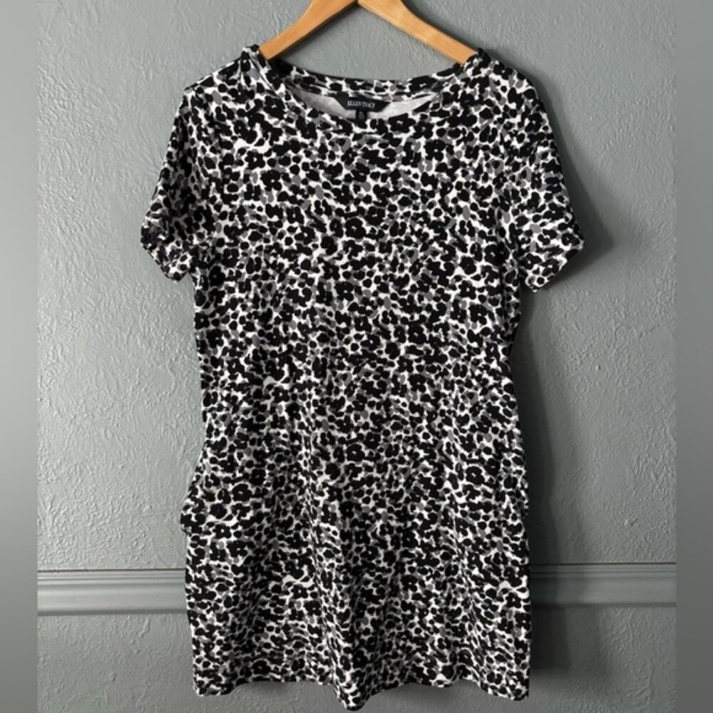 Ellen Tracy | t shirt dress | black | white | pockets | L